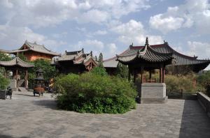 summer tours Shanhua Monastery